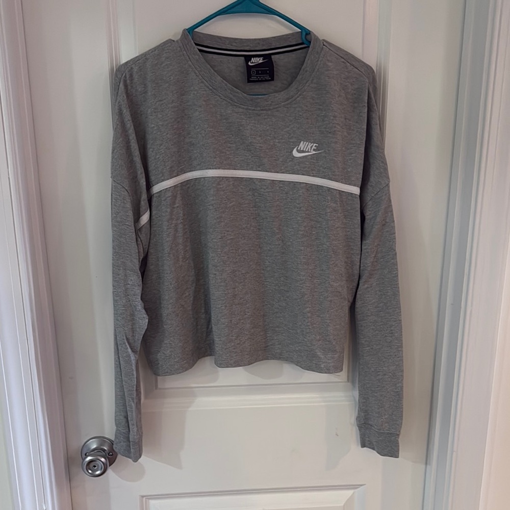 Nike Gray Long Sleeve Shirt